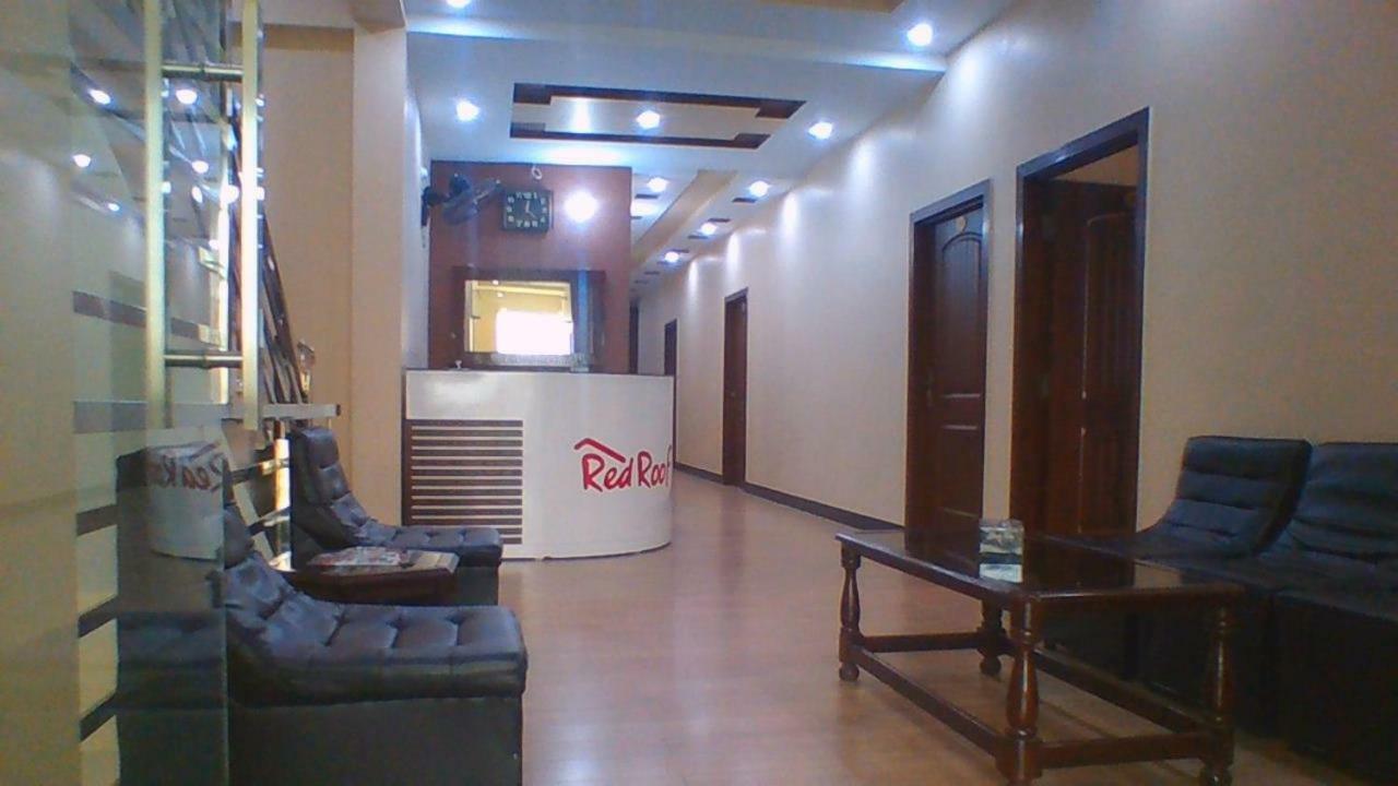 Red Roof Hotel Sahiwal Exterior photo